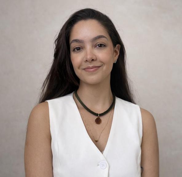 Carolina Fernandes - Advogada